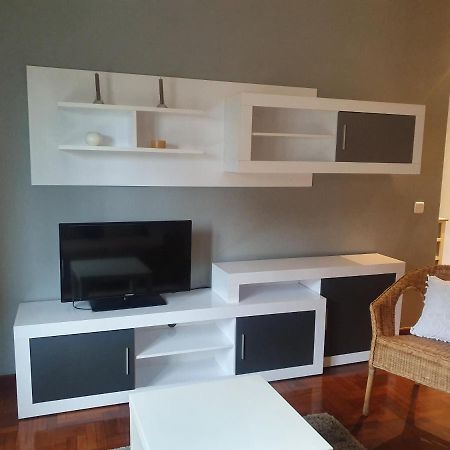 Casco Historico- Vivienda De 2 Habitaciones Con Parking Οβιέδο Εξωτερικό φωτογραφία
