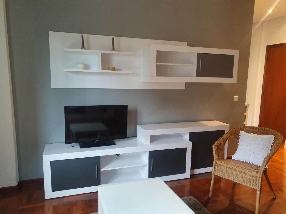 Casco Historico- Vivienda De 2 Habitaciones Con Parking Οβιέδο Εξωτερικό φωτογραφία