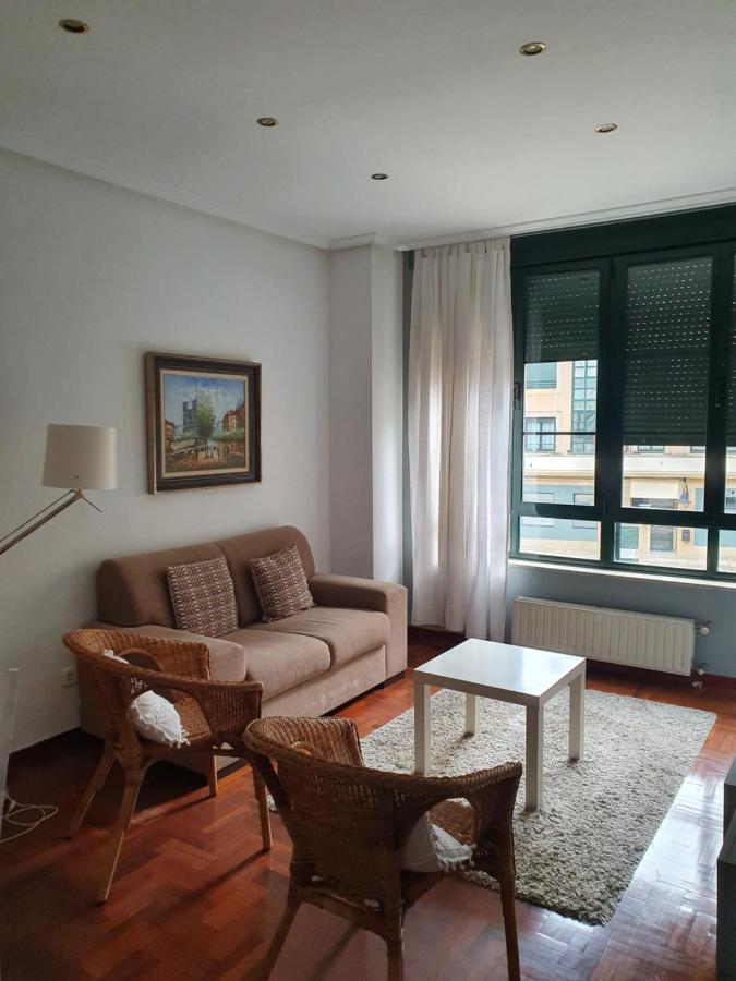 Casco Historico- Vivienda De 2 Habitaciones Con Parking Οβιέδο Εξωτερικό φωτογραφία