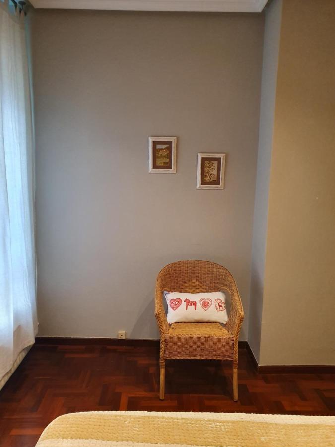 Casco Historico- Vivienda De 2 Habitaciones Con Parking Οβιέδο Εξωτερικό φωτογραφία